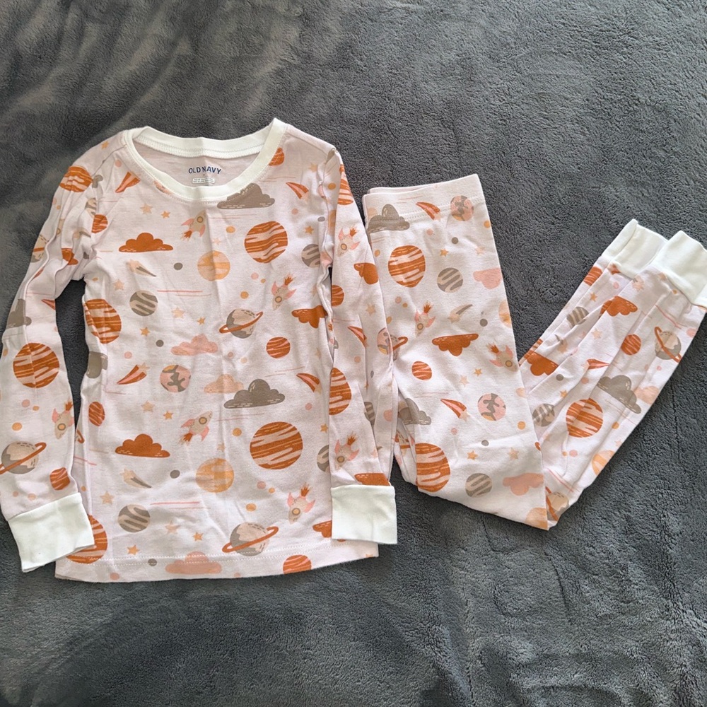 Old navy toddler outer space pajama set